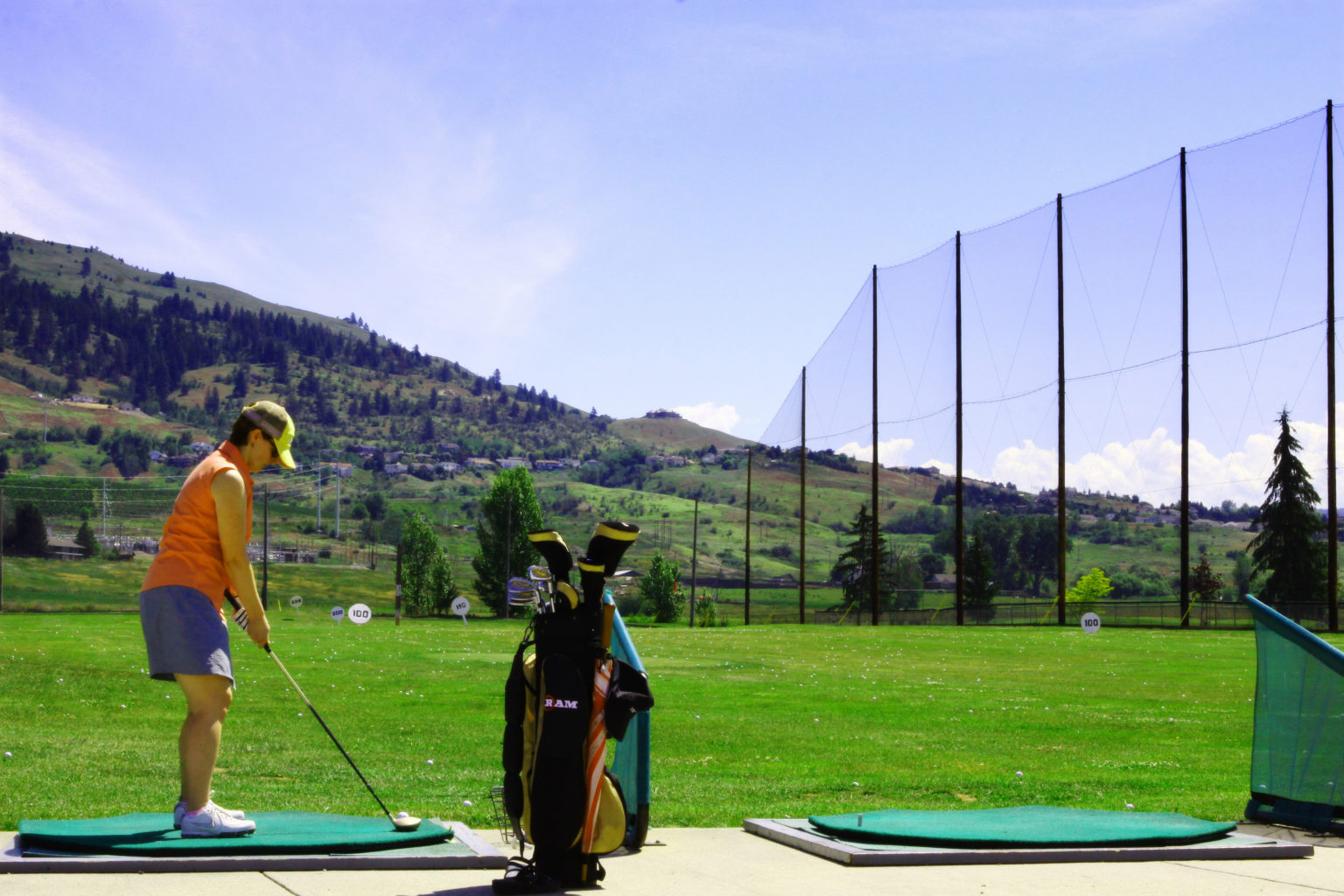 Hillview Golf Course – Executive Golf Course & Driving Range in Vernon, BC